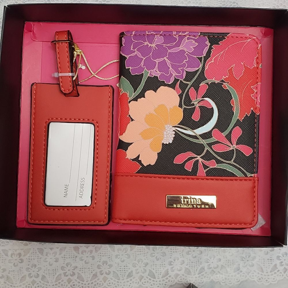 Trina Turk Passport and Name Tag Set